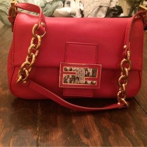 FENDI HANDBAG (AUTHENTIC)